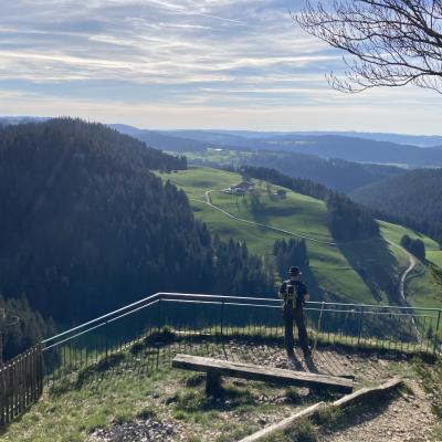 Hiking on the trails of the GTJ Grande Traversée du Jura 