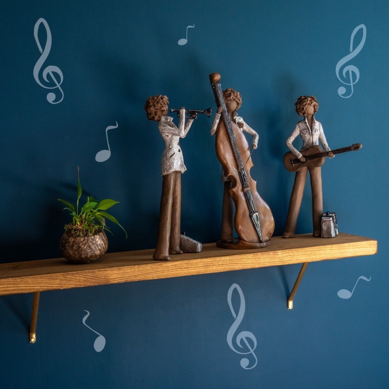 "Les musiciennes" sculptures en terre cuite